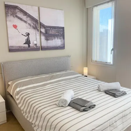 Luminoso Nel Cuore Della Citta' Apartment *