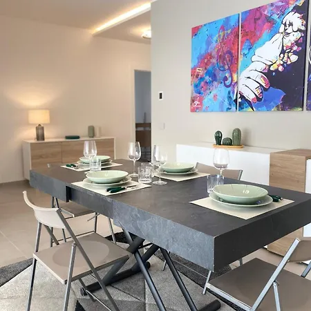 Luminoso Nel Cuore Della Citta' Apartment *