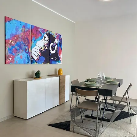Luminoso Nel Cuore Della Citta' Apartment