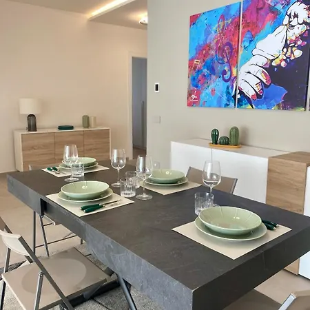 Apartment Luminoso Nel Cuore Della Citta' Conegliano